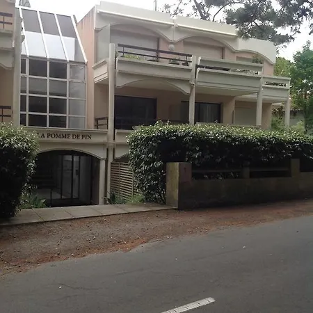Apartment Des Pins
