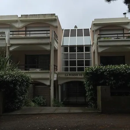 Apartment Des Pins *